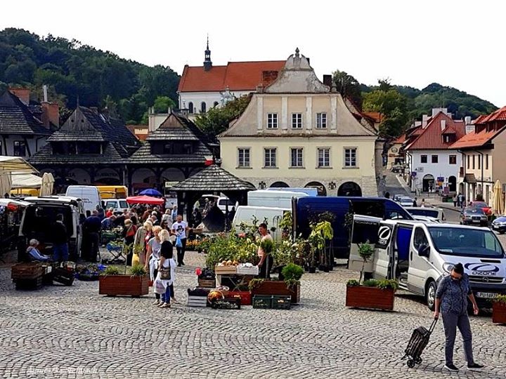 W Kazimierzu w dzień targowy różne słyszy się :) #ilovekazimierz