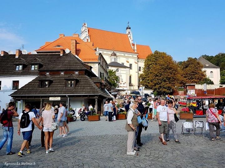 21687759_1499300613516439_515011751973386358_n.jpg Zapraszamy na najbliższy weekend pełen rozrywek i wydarzeń kulturalnych! To nic, że czasem nie…