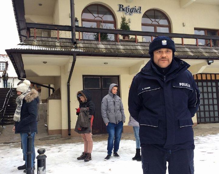 Drugi dzień zdjęciowy ” W rytmie serca ” pod Bajglem z ulubionym policjantem Szarkiem