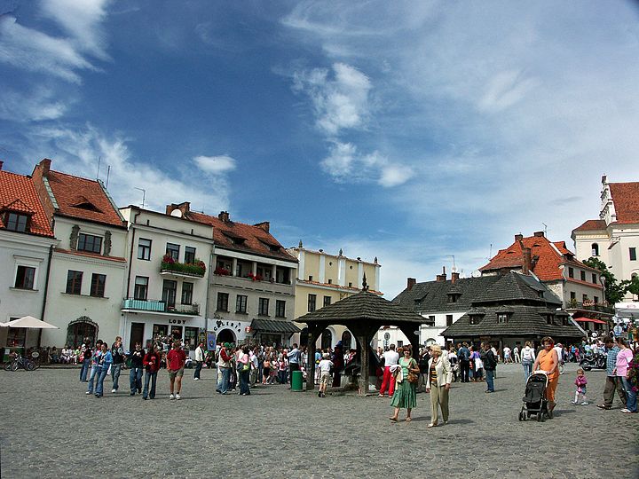 Kamilla Stachyra wrote on Kazimierz Dolny – Miasto Inspiracji’s timeline — in Kazimierz Dolny